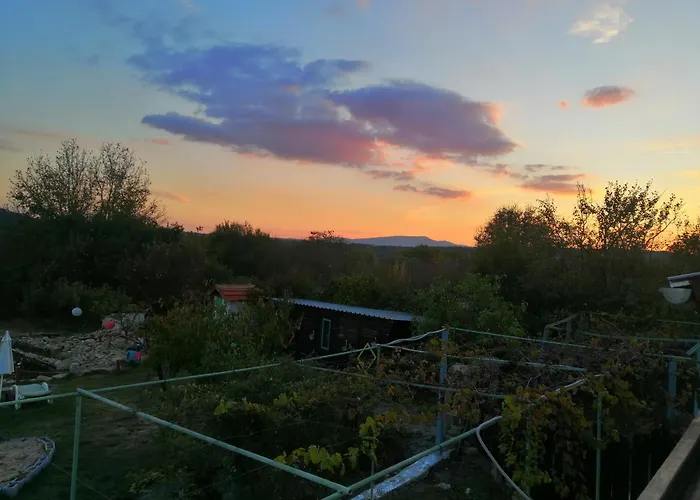 Calla Retreat Хижа