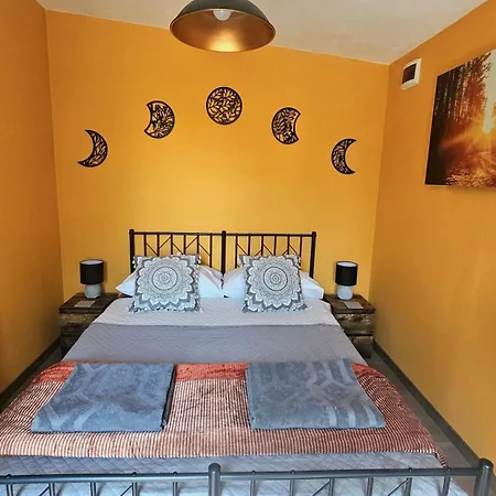 Calla Retreat Lodge *