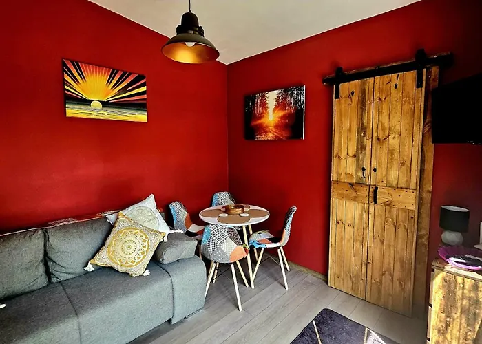 Calla Retreat 山林小屋 Vezenkovo